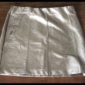 Medium; NEW; 47% Cotton, 47% Polyester, 6% Elastane; Length 15 5/9" / Waist 26"